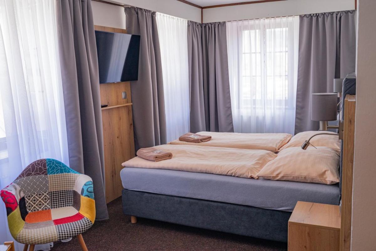 Hotel Zlata Labut Králíky Exteriör bild