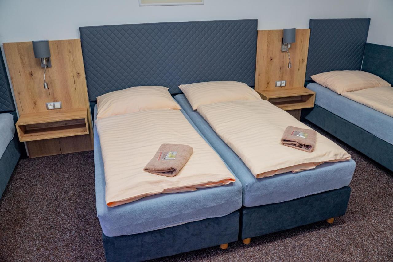 Hotel Zlata Labut Králíky Exteriör bild