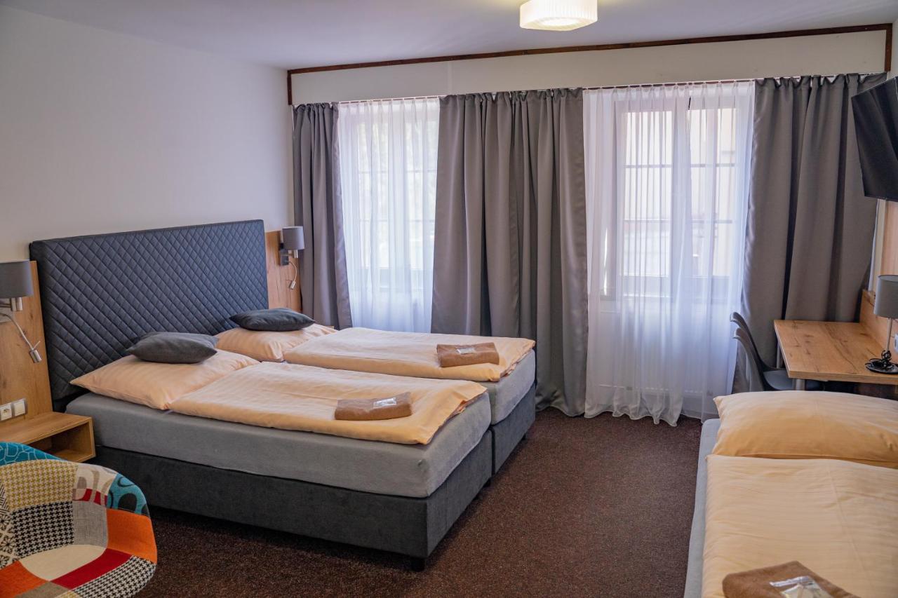 Hotel Zlata Labut Králíky Exteriör bild
