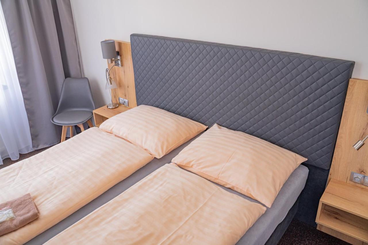 Hotel Zlata Labut Králíky Exteriör bild